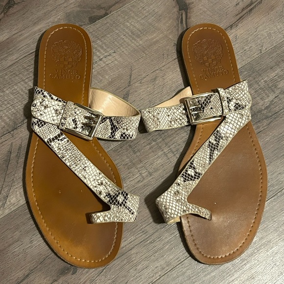 Vince Camuto | Tadd Leather Snakeskin Sandals 9 1/2 - Picture 2 of 5